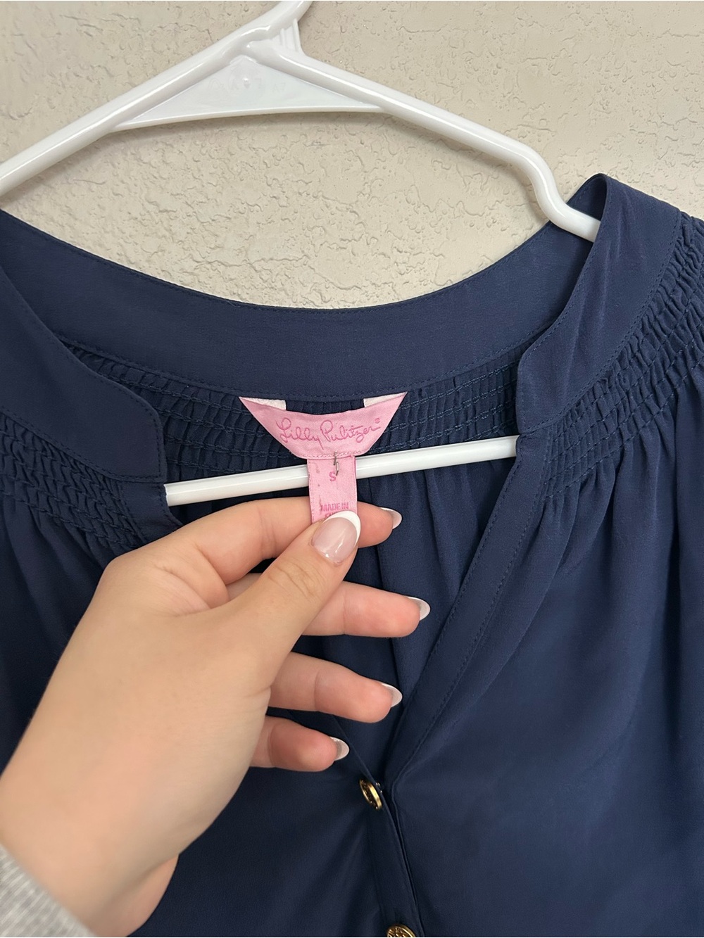 Lilly Pulitzer "Houston" Sleeveless Silk Top in True Navy - Picture 5 of 6